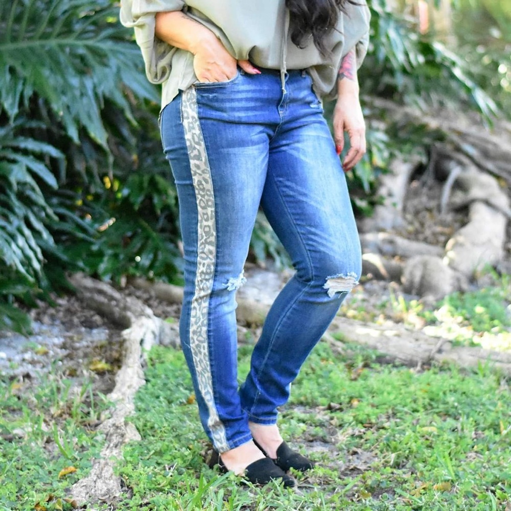 Leopard Stripe Jeans - Picture 2 of 4